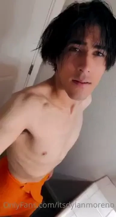 Anyone wanna see the full video leave a comment below 