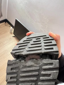 Wtfff can you believe my boot broke when i was walking home