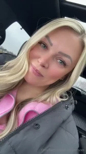 Hey babe i m here to help