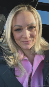 It s still the weekend babe so smile and let me be the best part of