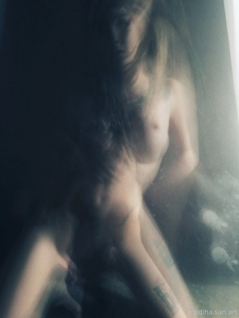 Ghost creating with butow romey 01 2021 set 3 floor farbe 