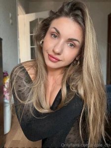 I want to kiss or spankin