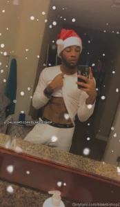 Merry christmas to all the freaks all over this page lol i hope y all