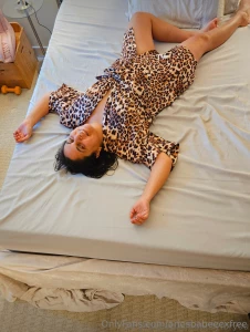 Monthly babe contest round 1 - heartlyforyou thedelicious11 - swipe