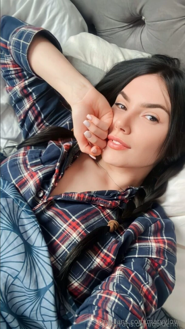 Hot brunette goldenna loves videocall custom photos and videos hot part 6 