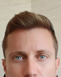 Hey you look at me fixed