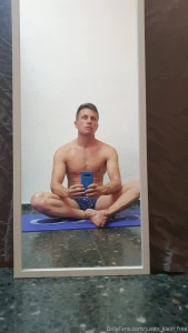 Today stretching on the floor it got me hard do not miss it on the vip