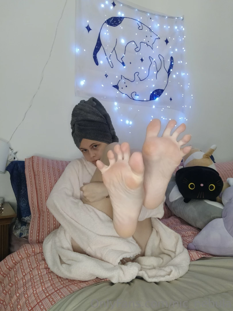 Mi sentivo di darvi il buon natale se volete una foto pi sexy 