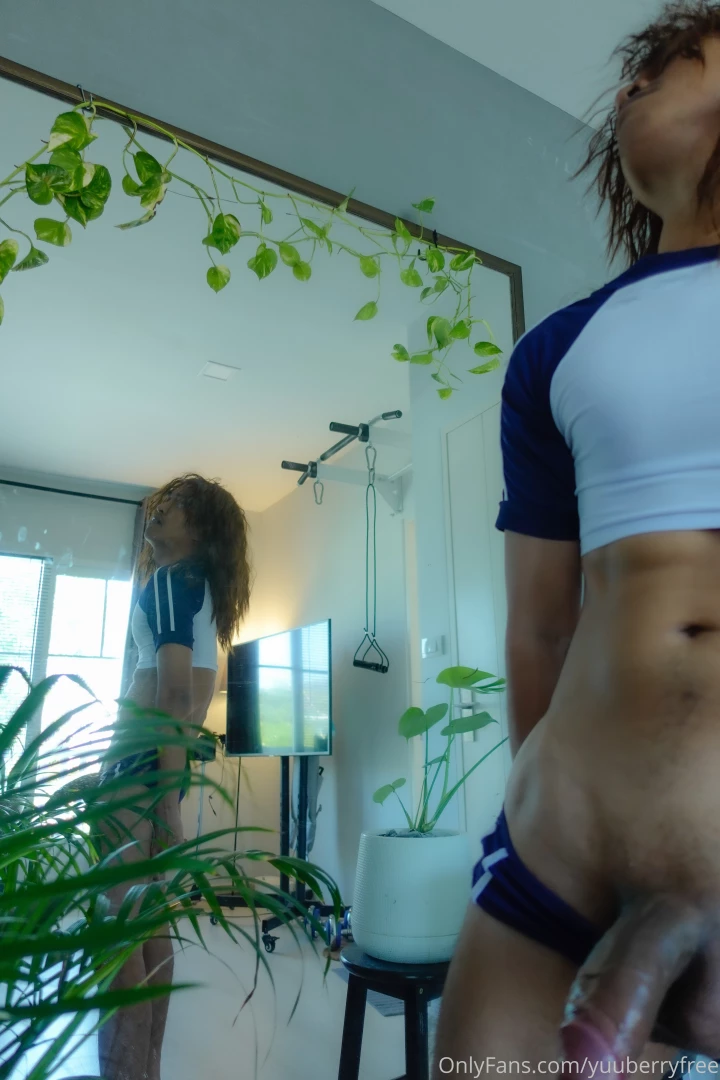 Exclusive in https onlyfans com yuuberry88 