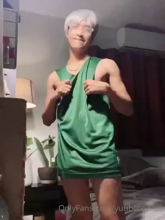 Gogo https onlyfans com yuuberry88 