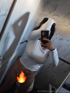 I m on fire send me a dm