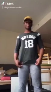 Yo subscribe to my boy davie - https onlyfans com davie3 - if you