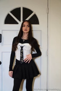 Do i look like a bad girl part 2