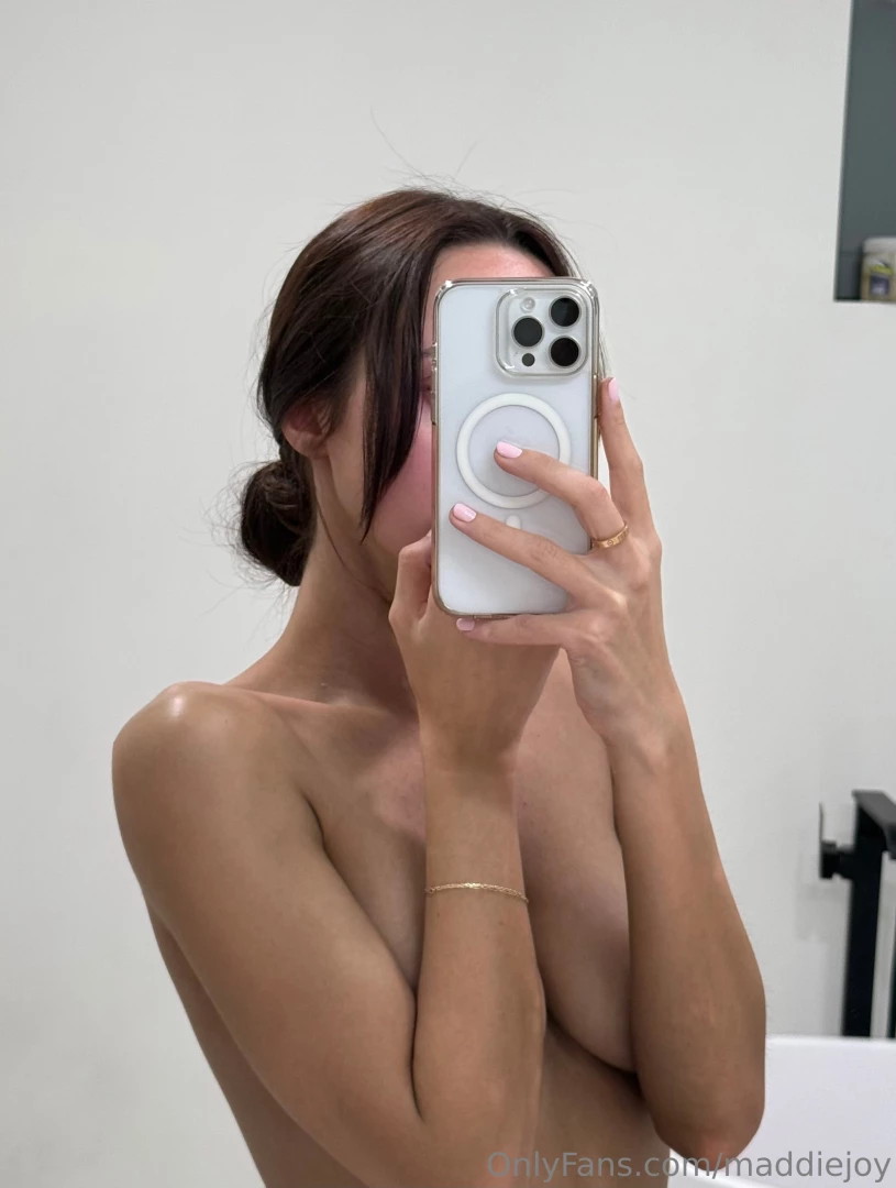 Naked mirror selfie part 3 