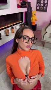 Me waiting for your dm