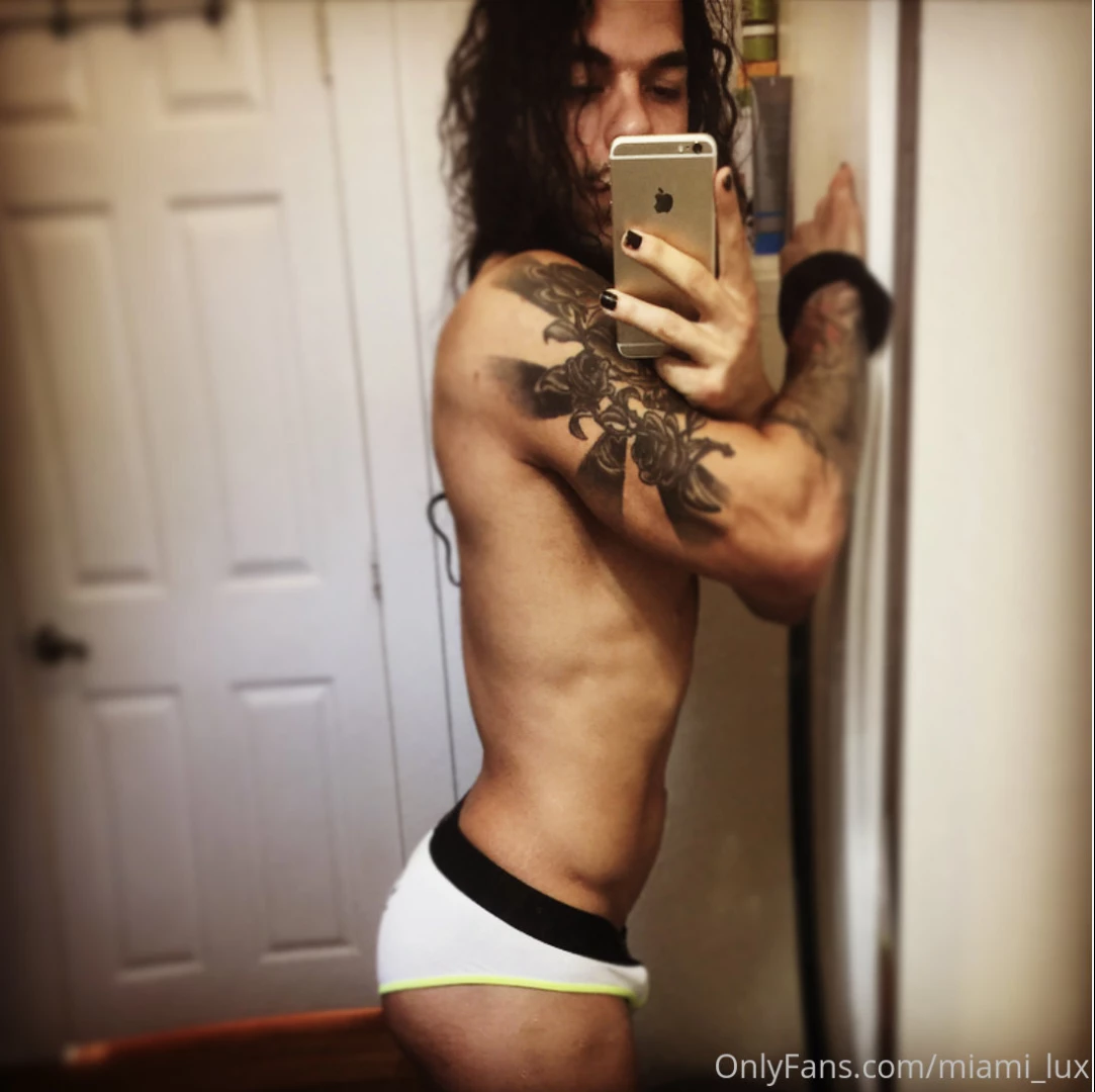 Do you wanna spank me babe 