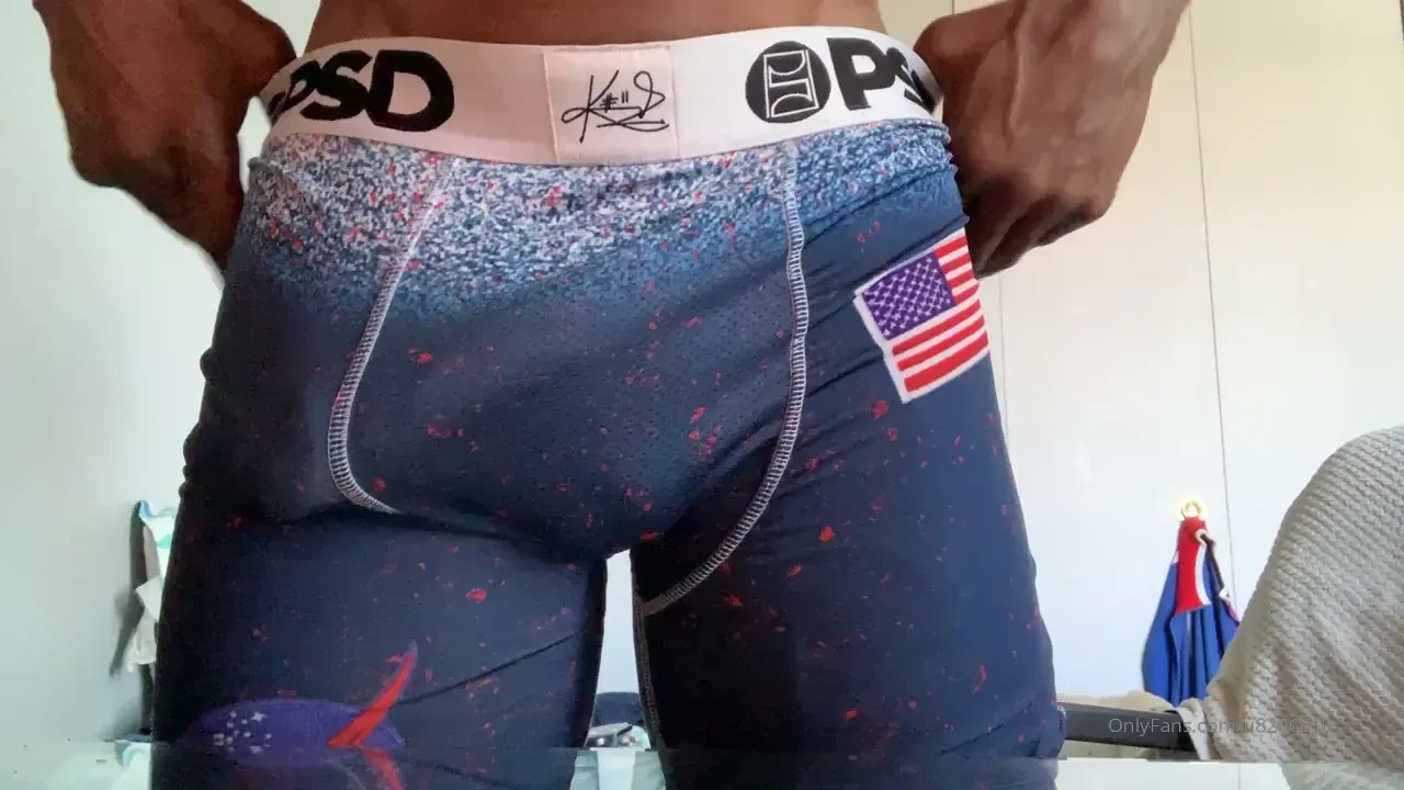 Random flash with a little something extra yes i like to tease 