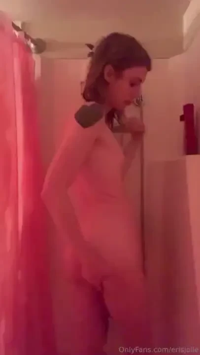 Can you get my back babe things get extra sudsy in the shower i love 
