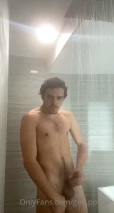 Rubbed a quick one out in the shower for you guys