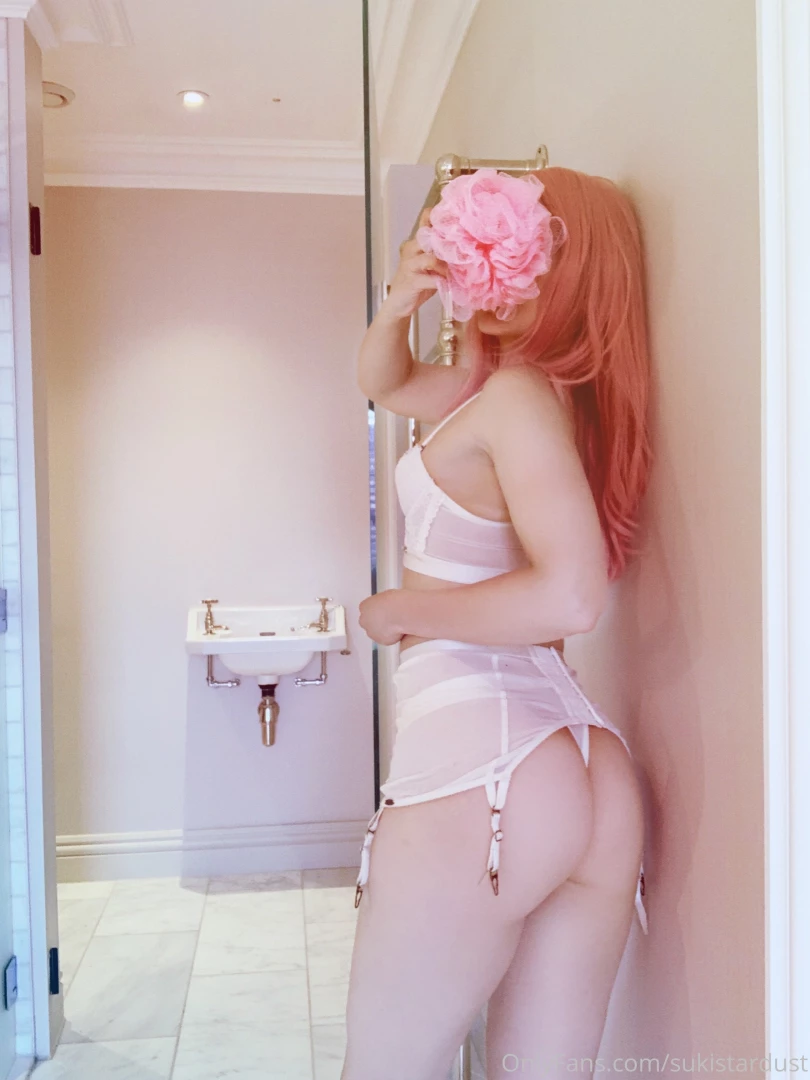 Undress me in the shower 