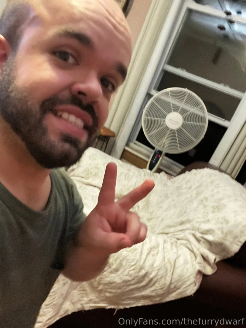 It s so hot send jizz or water 