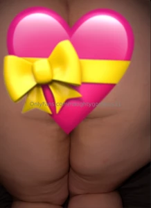 Papi s dick pounding me is always good need cum loads all over this