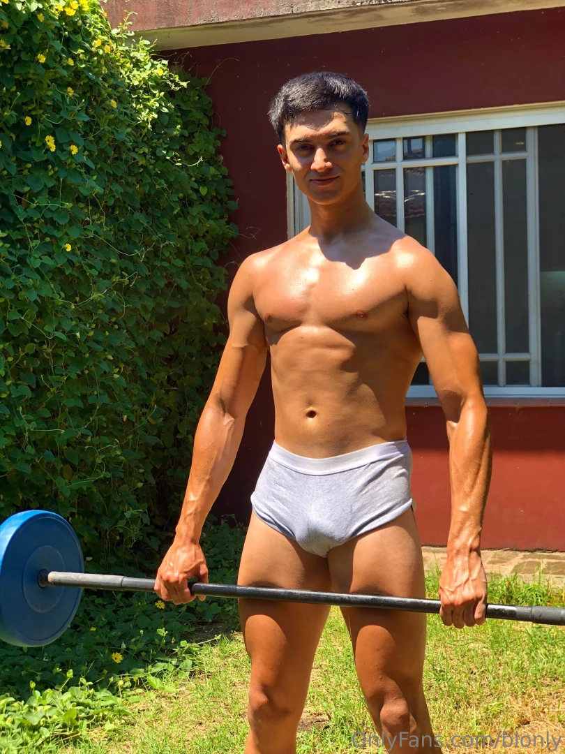 Me encanta entrenar al rayo del sol y broncearse quieres que 