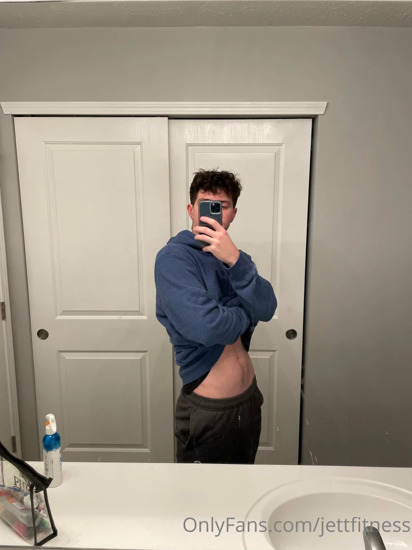 Lazy sundays are the best hope everyone is having a good weekend 