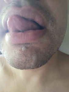 My straight friend decided to suck my cock and he loved that i poured part 1