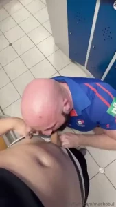 This straight friend came over while his girlfriend was out of town he