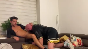 Hot steamy kissing went kinky part2