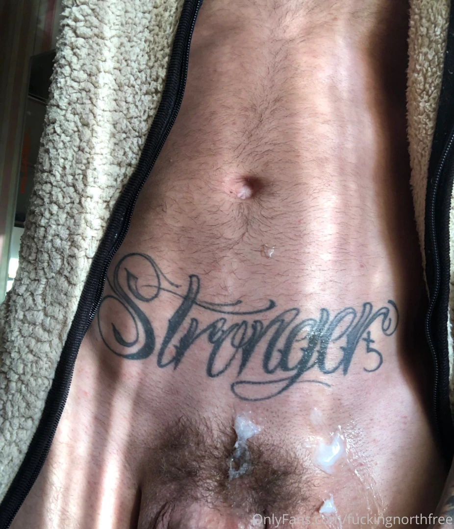 Fuckingnorth1 follow my vip page great cumsand i will love to fuck you 