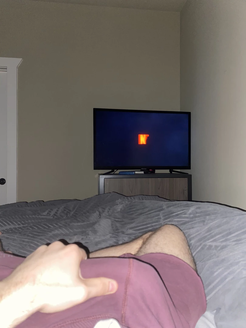 Who wants to netflix and chill with me part 1 