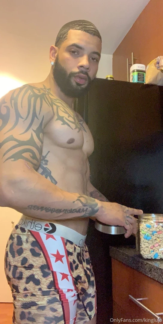 I can cook amp fuck but let me just eat cereal 