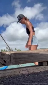 Happy aloha friday i hope you have a super fun weekend