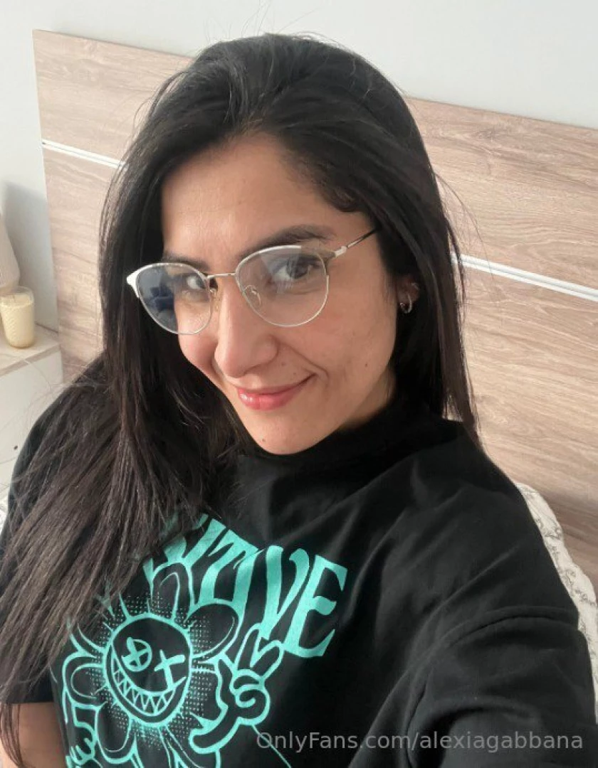 Ready for something unforgettable alliehot a 36-year-old teacher who 