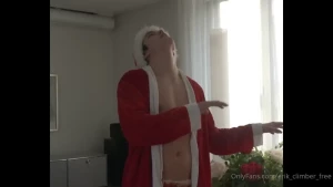 Making some reels with davidholllistervip - backstage