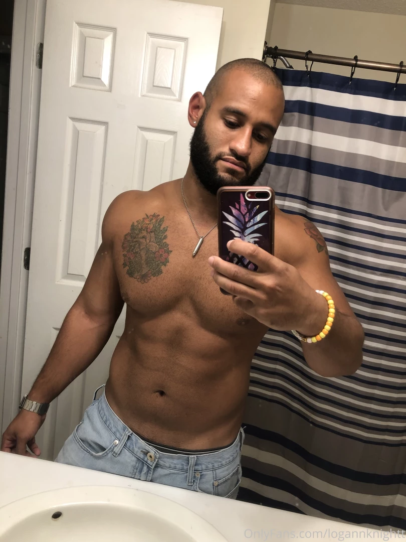 Have some good content on the way vids good pics everything be ready 