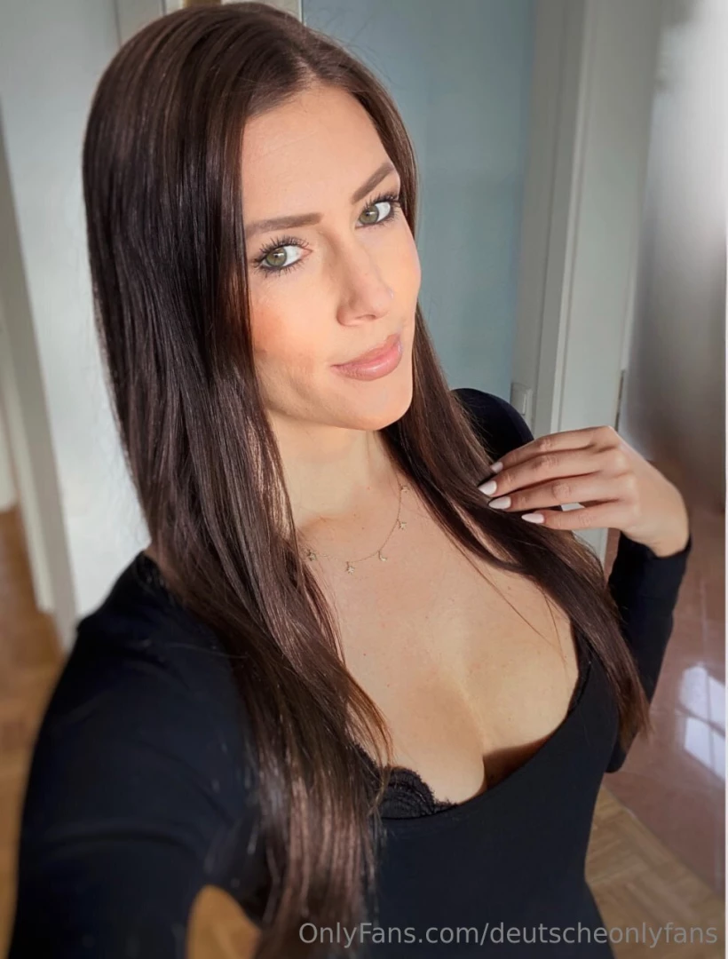 Leonieschwarz oh mein gott endlich hab ich mich getraut ein onlyfans part 1 