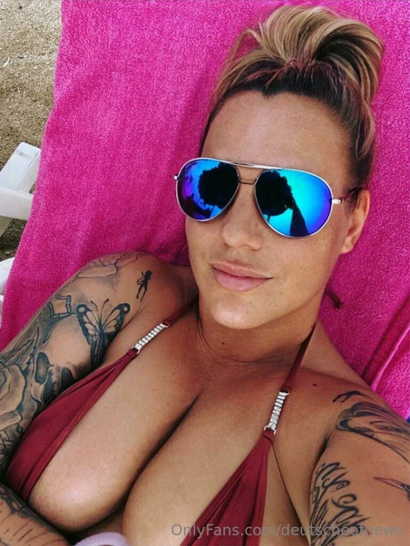 Laura_leee hi mein lieber ich bin die laura bin anfang 30 und komme part 1 