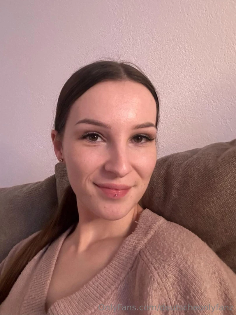 Theonlycherry hey du ich bin lu 22 jahre alt und ganz neu hier auf part 1 