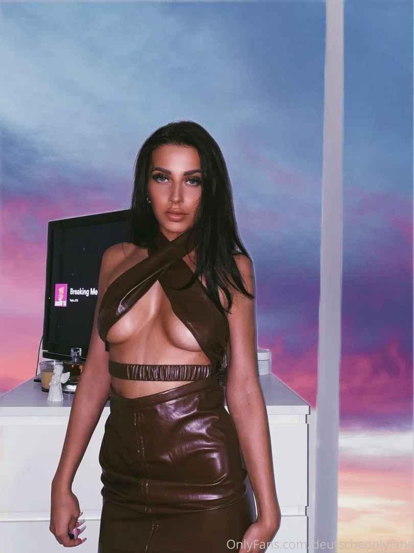 Angiebangiie let me be your pocket girlfriend top 0 7 for a reason 