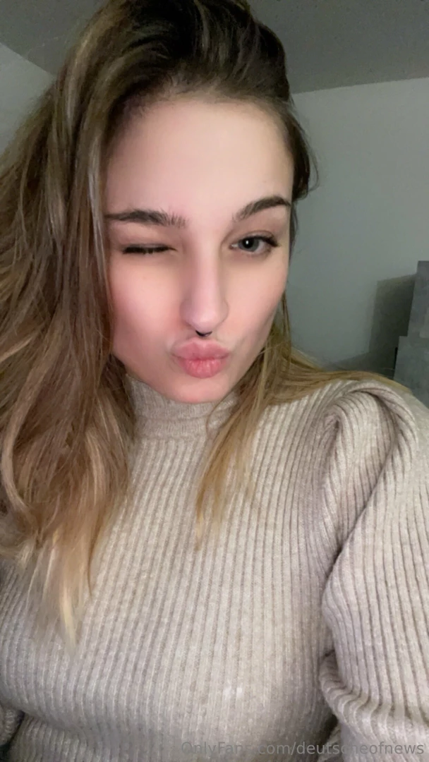 deutscheonlyfans - Lilo_nora hey na du freut mich das du mich gefunden hast ich bin 19 part 4 