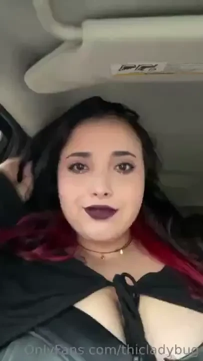 Hehehe got my nails doneeeee literally all i did today 