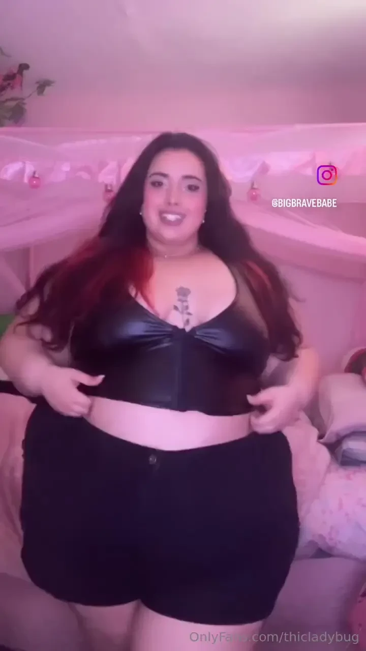 Vote for me on wooplus for miss curvy please and thank u 