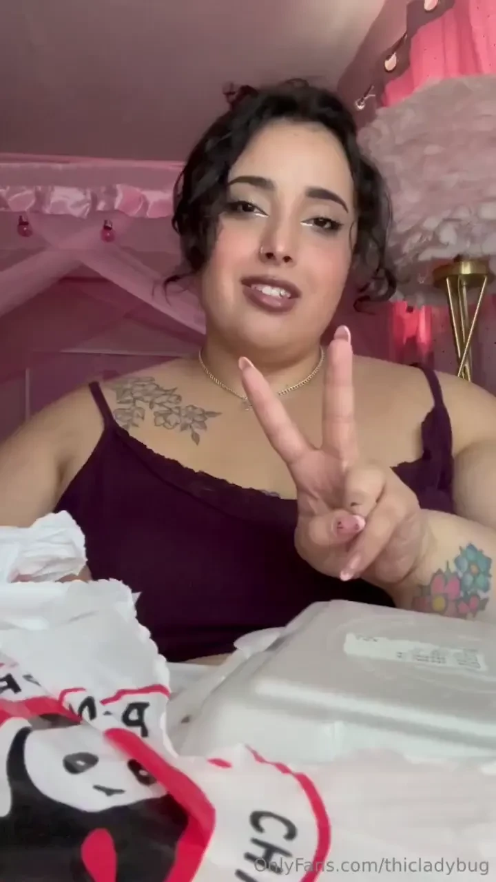 Panda express was sooooo goodddd my tummy looks so cute 