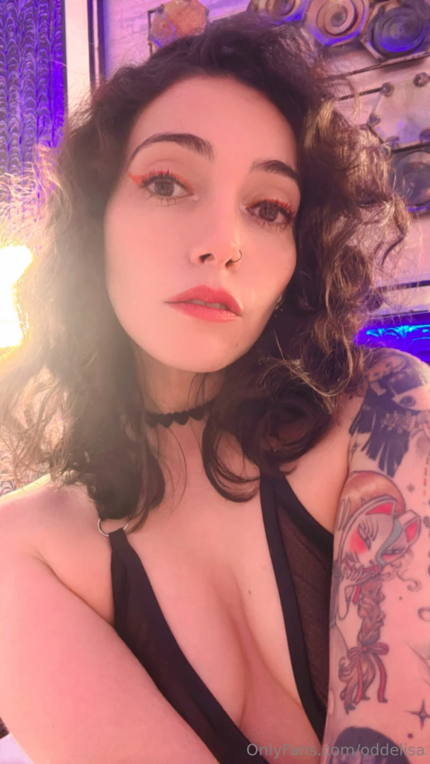 Hey there here s a sneak peek of my last photo session i hope you 