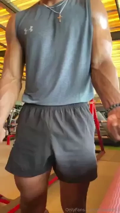 Who loves arms and veins send a gift 