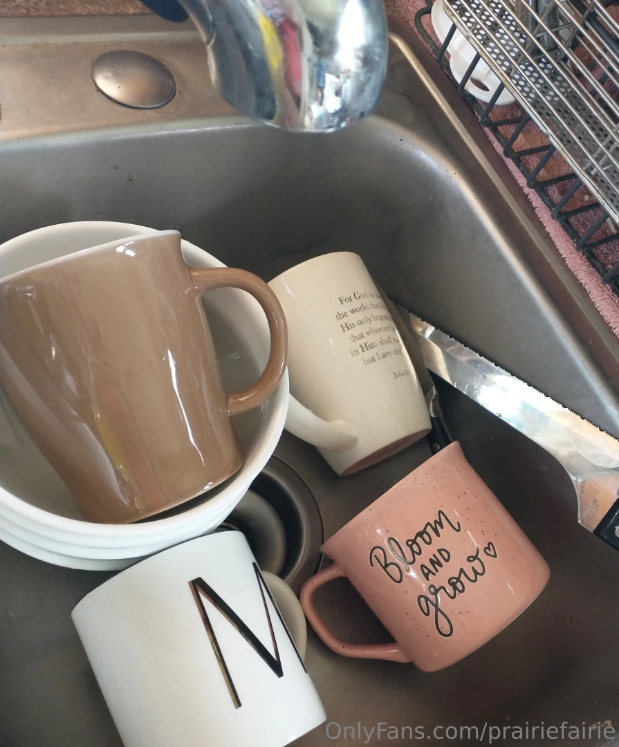 New mugs for my collection new bowls and a couple new knives thrift part 1 