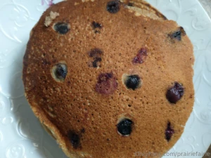 Banana blueberry pancakes for breakfast we tried the strainer trick
